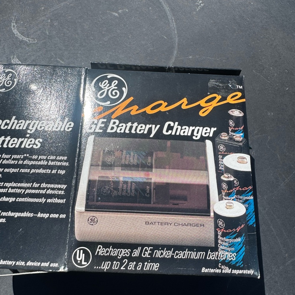 GE Charge Battery Charger - Black and Silver